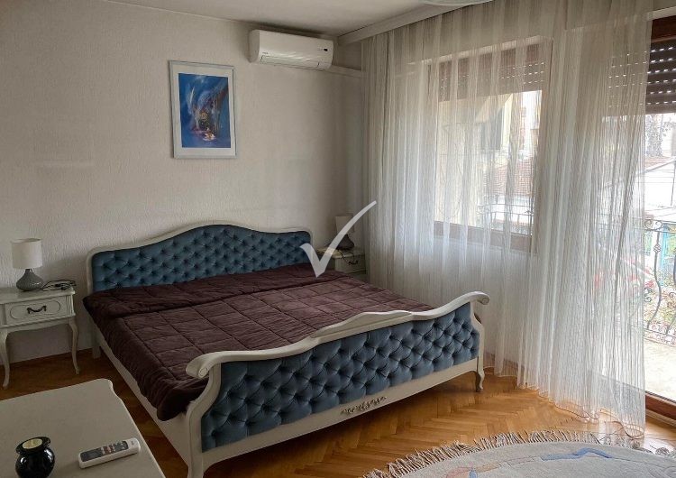 Shtëpi 160 m² në lagjen Aktash