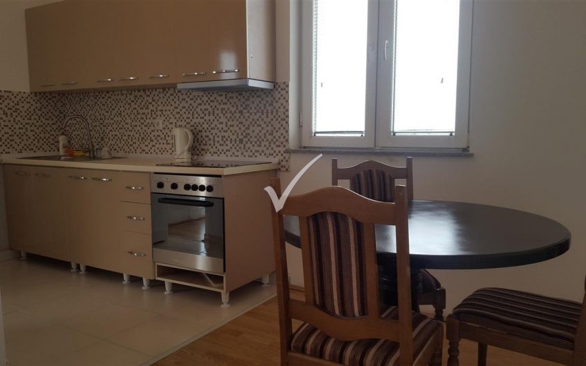 Banesë (Penthouse) 2+1 në Fushë Kosovë