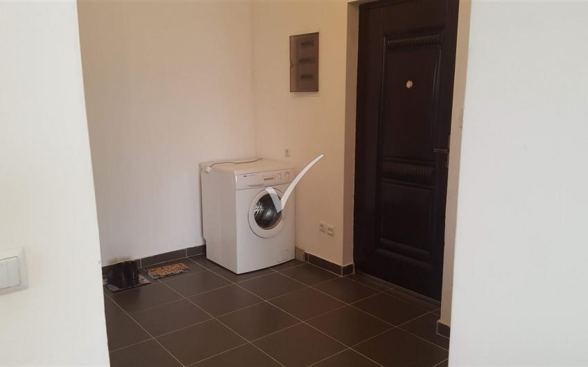 Banesë (Penthouse) 2+1 në Fushë Kosovë