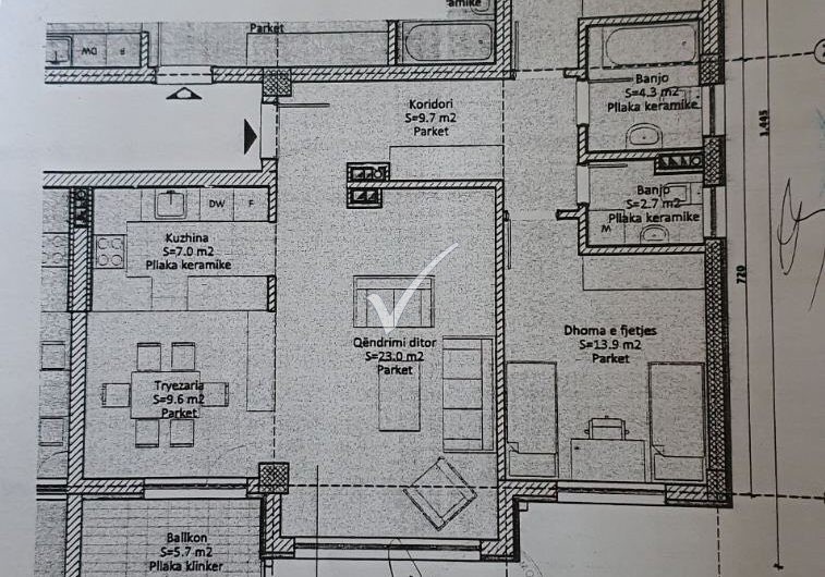 Banesë 107 m² në lagjen Kalabria (Emshir)