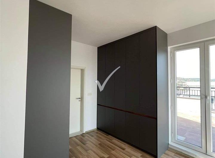 PENTHOUSE 4+1 NË RRUGEN C