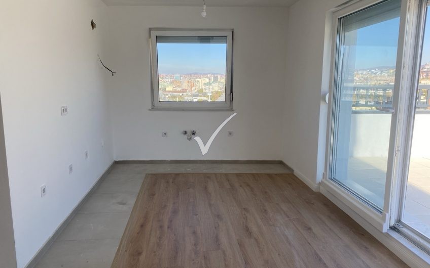 PENTHOUSE 3+1 NË LAGJEN PRISHTINA E RE