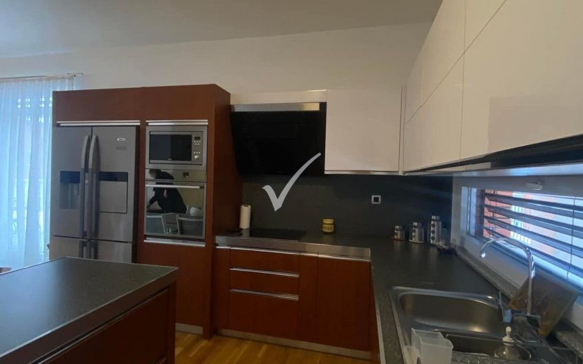 PENTHOUSE 3+1 NË RRUGËN B