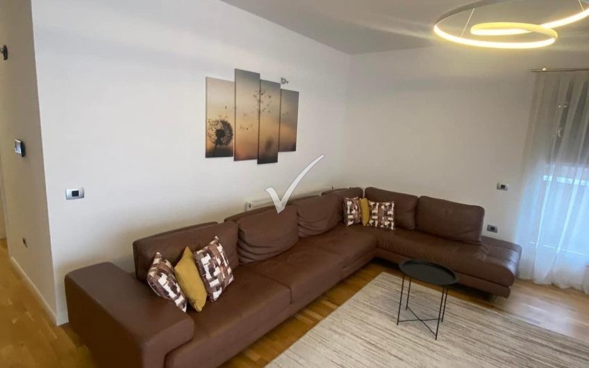 PENTHOUSE 3+1 NË RRUGËN B