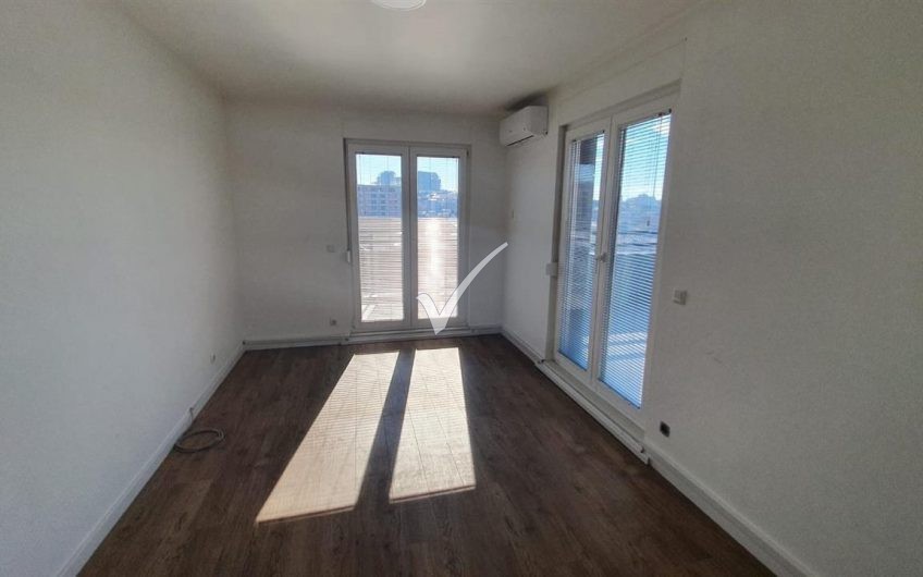 PENTHOUSE 3+1 NË RRUGËN B