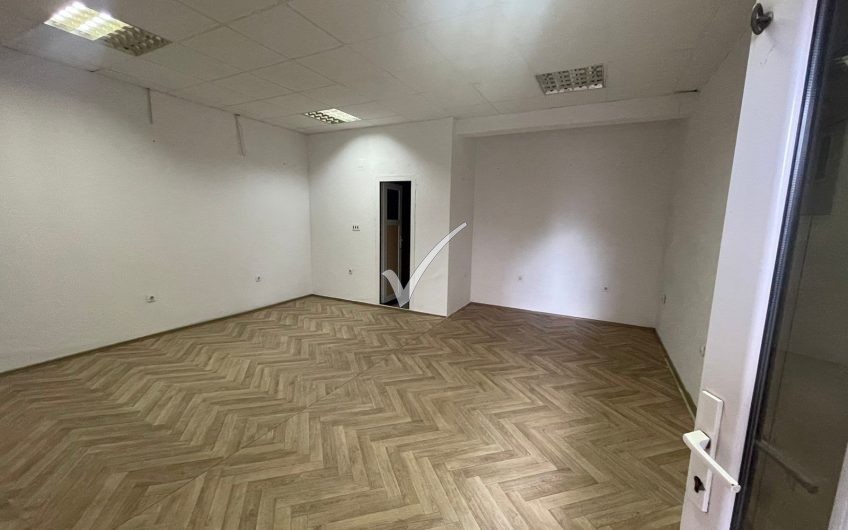 LOKAL 30M2 NË DARDANI