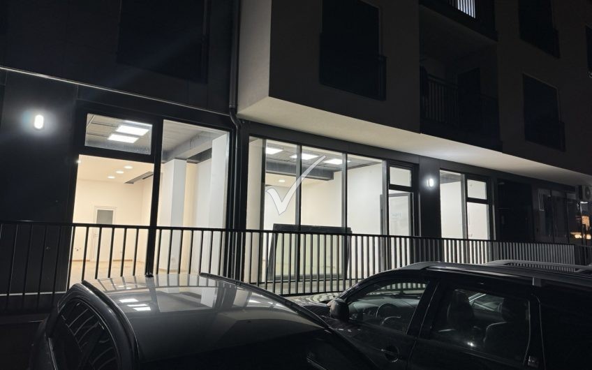 LOKAL 80M2 NË RRUGËN C