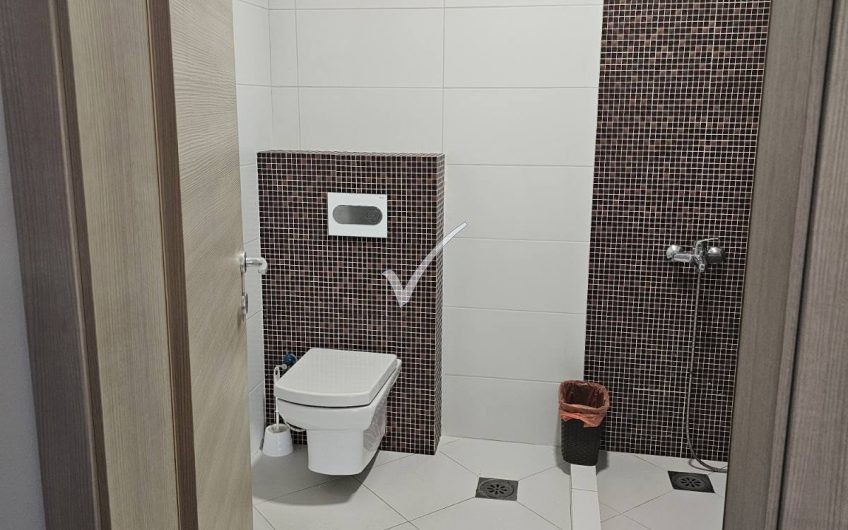 PENTHOUSE (ZYRE) NË RRUGËN C