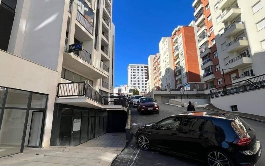 LOKAL 168M2 NË RRUGËN C